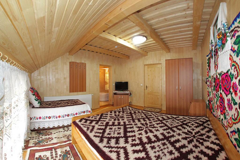 Pensiunea Sub Cetate La Matei Oncesti Room photo